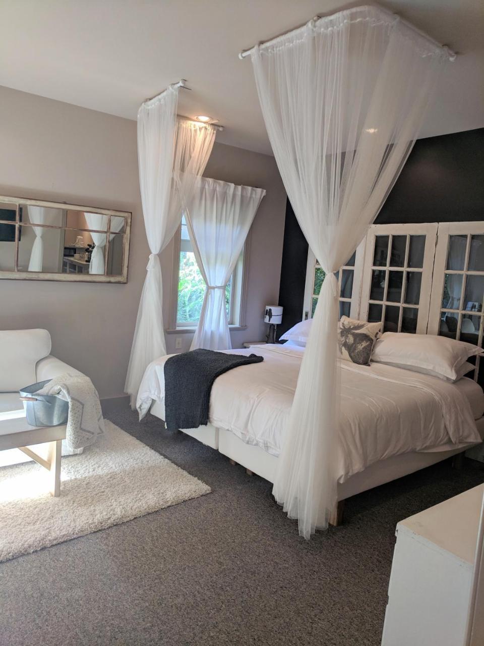 Amara Bed & Breakfast (Adults Only) Sidney Extérieur photo